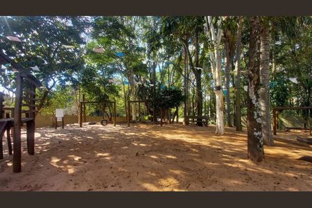 Casa de condomínio para alugar com 180m², 3 quartos e 2 vagas