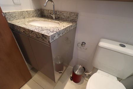 Apartamento para alugar com 55m², 2 quartos e 1 vagaBanheiro do Quarto 2