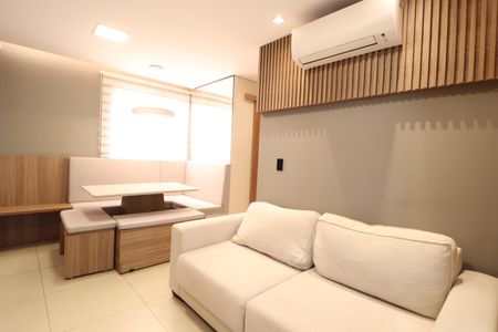 Apartamento para alugar com 55m², 2 quartos e 1 vagaSala