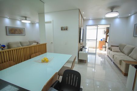 Apartamento à venda com 3 quartos, 75m² em Vila Bertioga, São Paulo