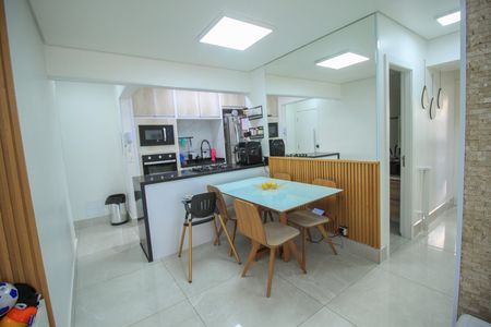 Apartamento à venda com 3 quartos, 75m² em Vila Bertioga, São Paulo