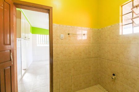 Casa para alugar com 100m², 2 quartos e 3 vagasBanheiro