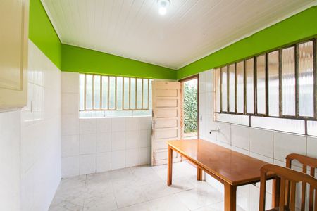 Casa para alugar com 100m², 2 quartos e 3 vagasCozinha