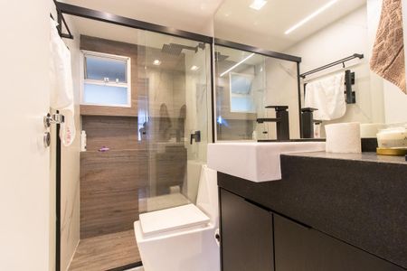 Apartamento para alugar com 187m², 3 quartos e 2 vagas Apartamento para alugar com 187m², 3 quartos e 2 vagasBanheiro Social