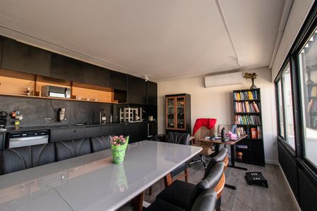 Apartamento para alugar com 187m², 3 quartos e 2 vagas Apartamento para alugar com 187m², 3 quartos e 2 vagasÁrea comum
