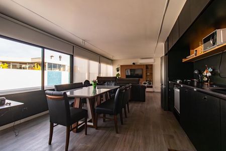 Apartamento para alugar com 187m², 3 quartos e 2 vagas Apartamento para alugar com 187m², 3 quartos e 2 vagasÁrea comum
