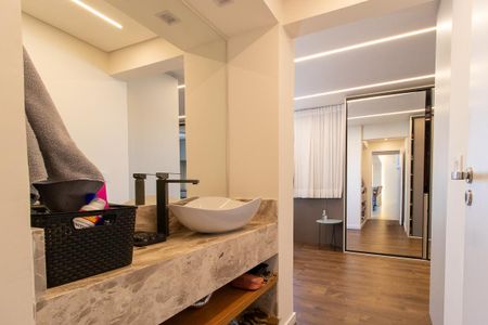 Apartamento para alugar com 187m², 3 quartos e 2 vagas Apartamento para alugar com 187m², 3 quartos e 2 vagasDetalhe