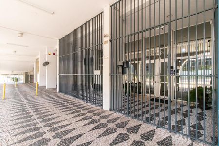 Apartamento para alugar com 187m², 3 quartos e 2 vagas Apartamento para alugar com 187m², 3 quartos e 2 vagasFachada