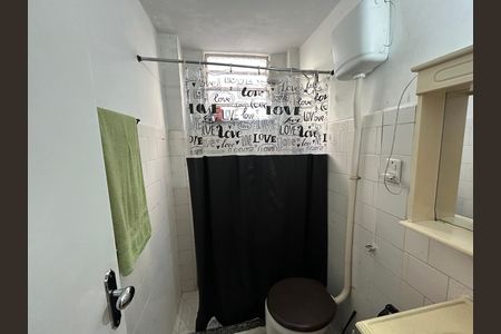 Banheiro de apartamento para alugar com 1 quarto, 36m² em Cascadura, Rio de Janeiro