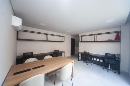 Apartamento para alugar com 73m², 3 quartos e 2 vagas Apartamento para alugar com 73m², 3 quartos e 2 vagashome office
