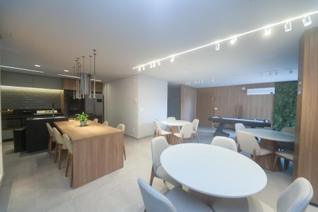 Apartamento para alugar com 73m², 3 quartos e 2 vagas Apartamento para alugar com 73m², 3 quartos e 2 vagasÁrea comum - Salão de festas