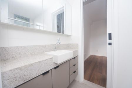 Apartamento para alugar com 73m², 3 quartos e 2 vagas Apartamento para alugar com 73m², 3 quartos e 2 vagasBanheiro Social