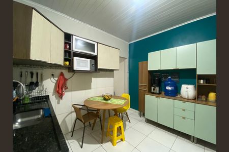 Casa à venda com 60m², 2 quartos e 1 vagaCozinha