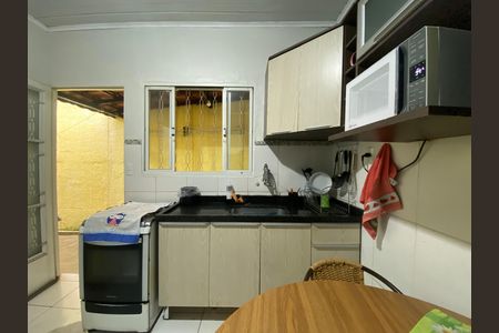 Casa à venda com 60m², 2 quartos e 1 vagaCozinha