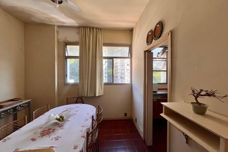 Apartamento à venda com 750m², 5 quartos e 4 vagas Apartamento à venda com 750m², 5 quartos e 4 vagasCopa