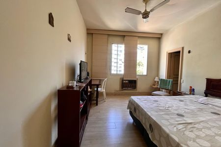 Apartamento à venda com 750m², 5 quartos e 4 vagas Apartamento à venda com 750m², 5 quartos e 4 vagasSuite 3