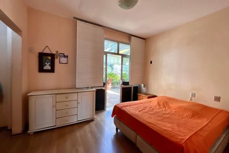 Apartamento à venda com 750m², 5 quartos e 4 vagas Apartamento à venda com 750m², 5 quartos e 4 vagasQuarto 2