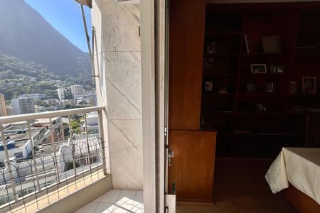 Apartamento à venda com 750m², 5 quartos e 4 vagas Apartamento à venda com 750m², 5 quartos e 4 vagasVaranda Suite 1