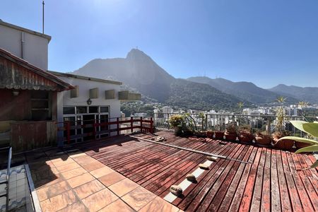 Apartamento à venda com 750m², 5 quartos e 4 vagas Apartamento à venda com 750m², 5 quartos e 4 vagasCobertura