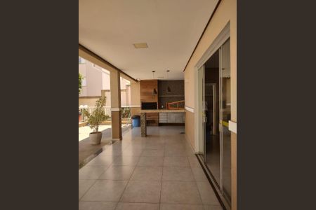 Apartamento para alugar com 60m², 2 quartos e 1 vaga Apartamento para alugar com 60m², 2 quartos e 1 vagaÁrea de Lazer