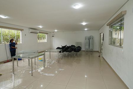 Apartamento para alugar com 62m², 2 quartos e 1 vaga Apartamento para alugar com 62m², 2 quartos e 1 vagaÁrea comum - Salão de festas