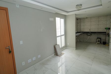 sala  de apartamento para alugar com 2 quartos, 62m² em Paciência, Rio de Janeiro