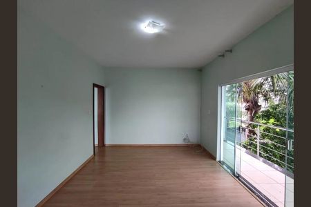 Casa para alugar com 500m², 5 quartos e 2 vagas