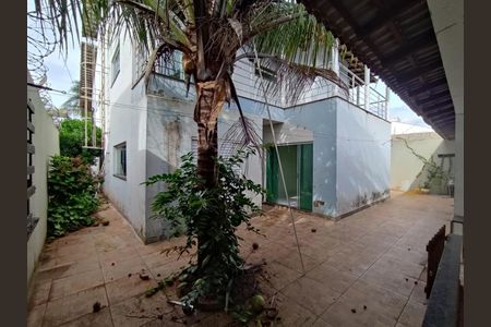Casa para alugar com 500m², 5 quartos e 2 vagas