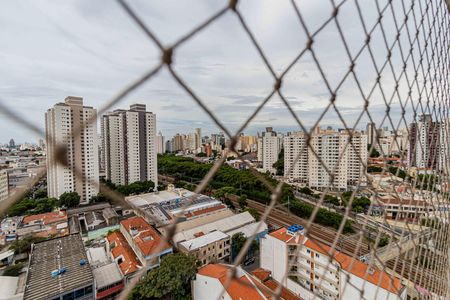 Apartamento à venda com 61m², 2 quartos e 1 vaga Apartamento à venda com 61m², 2 quartos e 1 vagaVaranda
