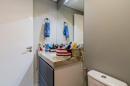 Apartamento à venda com 61m², 2 quartos e 1 vaga Apartamento à venda com 61m², 2 quartos e 1 vagaSuite - Banheiro