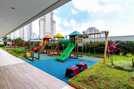 Apartamento à venda com 61m², 2 quartos e 1 vaga Apartamento à venda com 61m², 2 quartos e 1 vagaÁrea comum - Playground