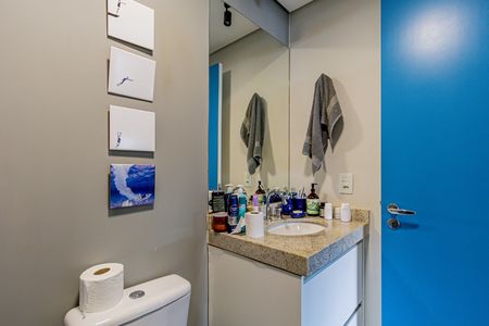 Apartamento à venda com 61m², 2 quartos e 1 vaga Apartamento à venda com 61m², 2 quartos e 1 vagaBanheiro social