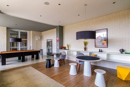Apartamento à venda com 61m², 2 quartos e 1 vaga Apartamento à venda com 61m², 2 quartos e 1 vagaÁrea comum - Salão de jogos