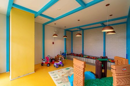 Apartamento à venda com 61m², 2 quartos e 1 vaga Apartamento à venda com 61m², 2 quartos e 1 vagaÁrea comum - Brinquedoteca