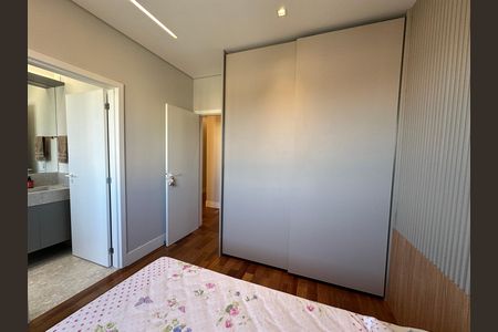 Apartamento à venda com 284m², 3 quartos e 5 vagas Apartamento à venda com 284m², 3 quartos e 5 vagasSuíte 3