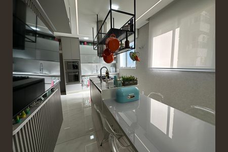 Apartamento à venda com 284m², 3 quartos e 5 vagas Apartamento à venda com 284m², 3 quartos e 5 vagasCozinha