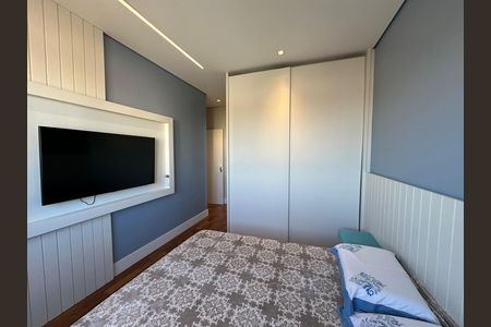 Apartamento à venda com 284m², 3 quartos e 5 vagas Apartamento à venda com 284m², 3 quartos e 5 vagasSuíte 2
