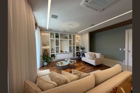 Apartamento à venda com 284m², 3 quartos e 5 vagas Apartamento à venda com 284m², 3 quartos e 5 vagasSala