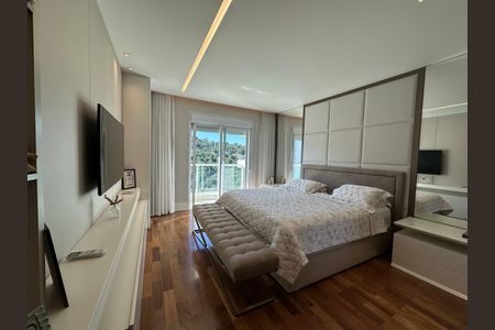 Apartamento à venda com 284m², 3 quartos e 5 vagas Apartamento à venda com 284m², 3 quartos e 5 vagasSuíte 1