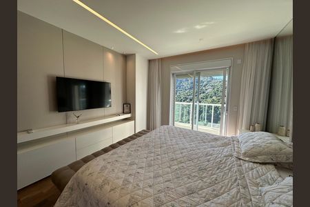 Apartamento à venda com 284m², 3 quartos e 5 vagas Apartamento à venda com 284m², 3 quartos e 5 vagasSuíte 1