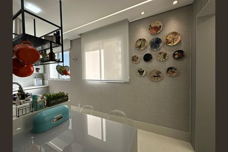 Apartamento à venda com 284m², 3 quartos e 5 vagas Apartamento à venda com 284m², 3 quartos e 5 vagasCozinha