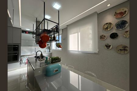 Apartamento à venda com 284m², 3 quartos e 5 vagas Apartamento à venda com 284m², 3 quartos e 5 vagasCozinha