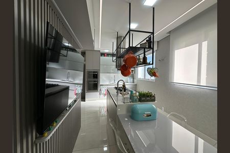 Apartamento à venda com 284m², 3 quartos e 5 vagas Apartamento à venda com 284m², 3 quartos e 5 vagasCozinha