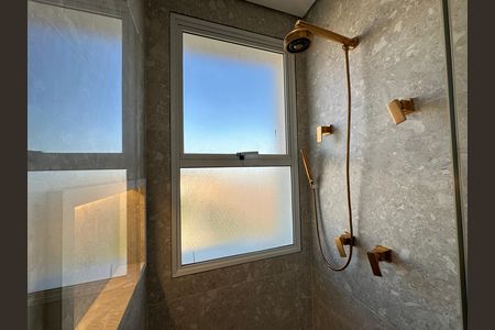 Apartamento à venda com 284m², 3 quartos e 5 vagas Apartamento à venda com 284m², 3 quartos e 5 vagasBanheiro da Suíte 3