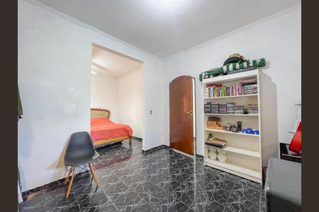 Casa à venda com 225m², 2 quartos e 2 vagas Casa à venda com 225m², 2 quartos e 2 vagasSuíte