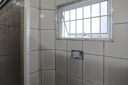 Banheiro de apartamento para alugar com 2 quartos, 50m² em Vila Nova Aparecida, Mogi das Cruzes