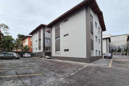 Apartamento à venda com 56m², 2 quartos e 1 vaga Apartamento à venda com 56m², 2 quartos e 1 vagaFachada do bloco