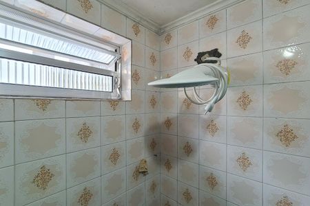 Apartamento à venda com 56m², 2 quartos e 1 vaga Apartamento à venda com 56m², 2 quartos e 1 vagaBanheiro Social