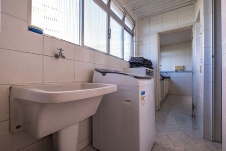 Apartamento à venda com 138m², 3 quartos e 1 vaga Apartamento à venda com 138m², 3 quartos e 1 vagaÁrea de Serviço