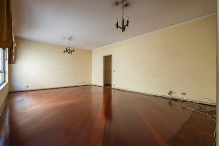 Apartamento à venda com 138m², 3 quartos e 1 vaga Apartamento à venda com 138m², 3 quartos e 1 vagaSala